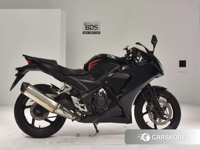 Проданный Honda CBR250R ABS 2015 из Японии