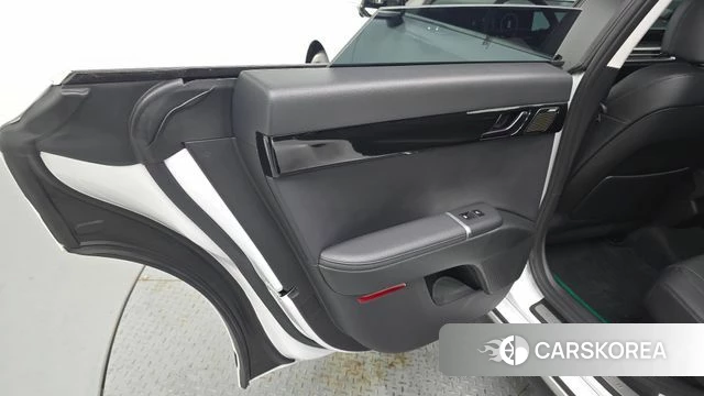 Hyundai Grandeur Hybrid (GN7) id 4499436 из Кореи 17