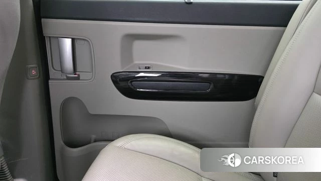 Kia The New Carnival id 4233117 из Кореи 17