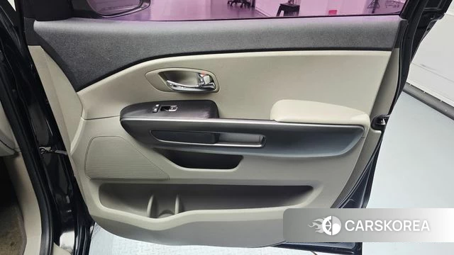 Kia The New Carnival id 4317614 из Кореи 17