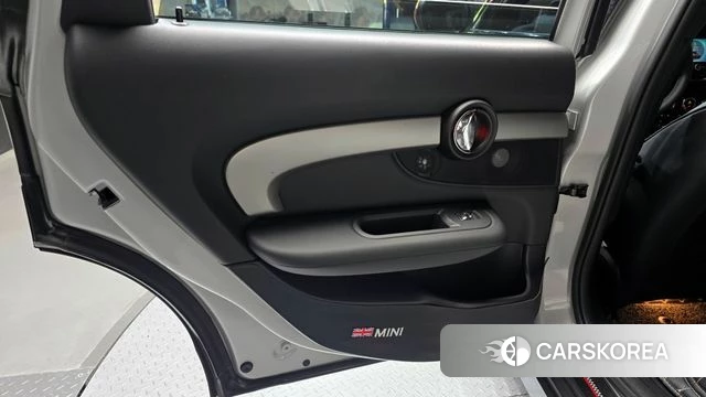Mini Cooper S Clubman id 4267297 из Кореи 17