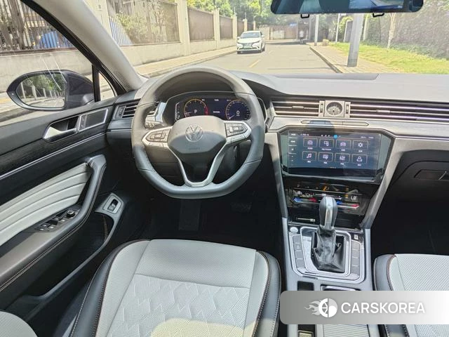 Volkswagen Magotan id 4353449 из Китая 17