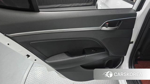 Hyundai Avante AD id 4667783 из Кореи 17