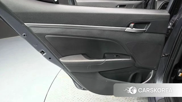 Hyundai The New Avante AD id 4677540 из Кореи 17