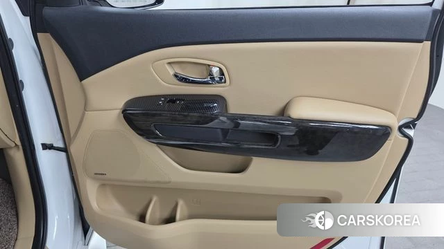 Kia The New Carnival id 4390169 из Кореи 17