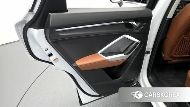 Audi Q3 (F3) id 4195278 из Кореи 17