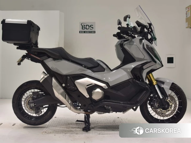 Проданный Honda X-ADV 750 2021 из Японии