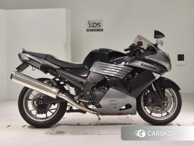 Проданный Kawasaki ZZR1400 2011 из Японии