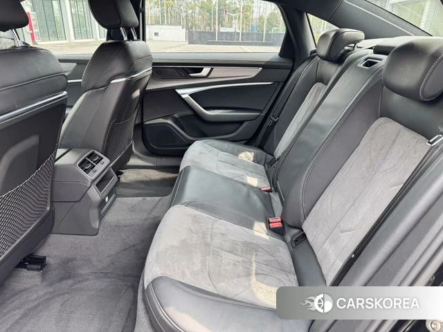 Audi A6L id 4259550 из Китая 17