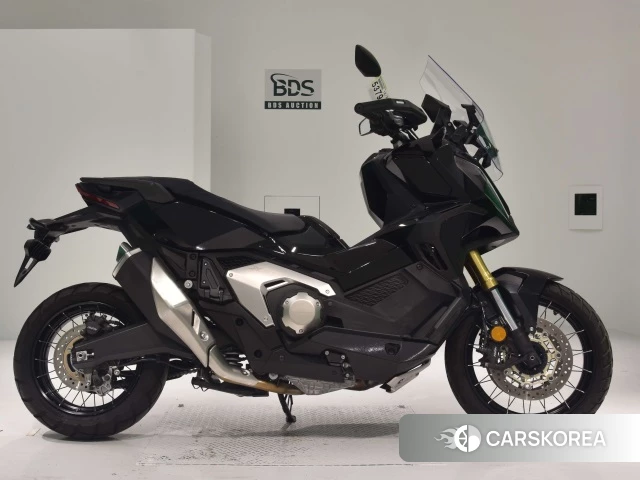 Проданный Honda X-ADV 750 id 4177250 из Японии