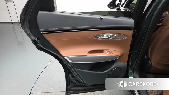 Genesis GV70 id 4433918 из Кореи 17