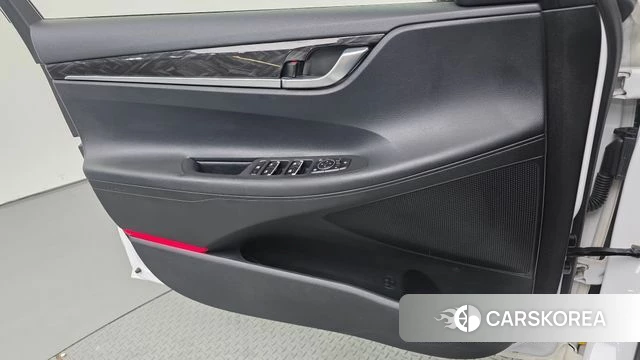 Hyundai Grandeur IG id 4403376 из Кореи 17