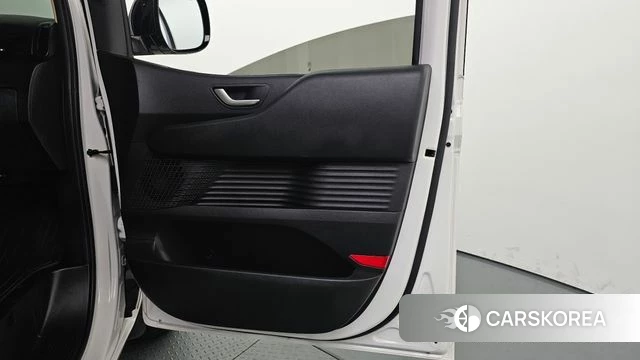 Hyundai Staria id 4916742 из Кореи 17