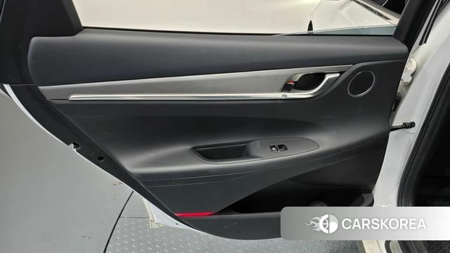 Hyundai The New Grandeur IG id 4245101 из Кореи 17