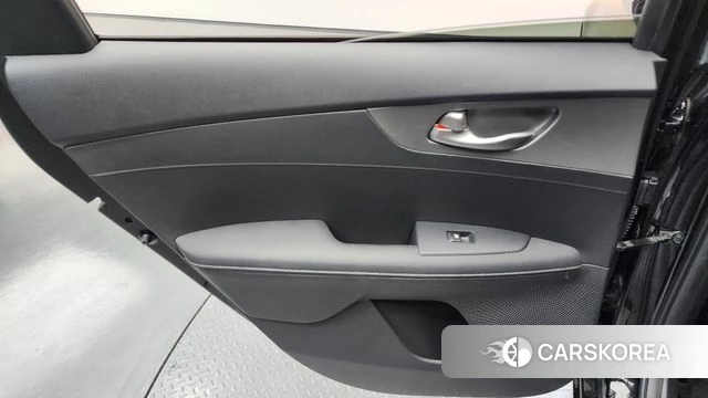Kia Come New K3 id 4764432 из Кореи 17