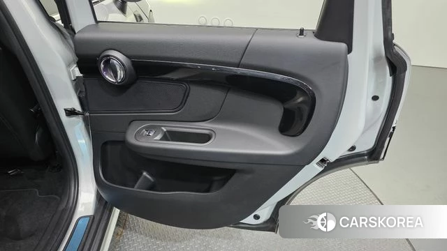 Mini Cooper Countryman id 4381928 из Кореи 17