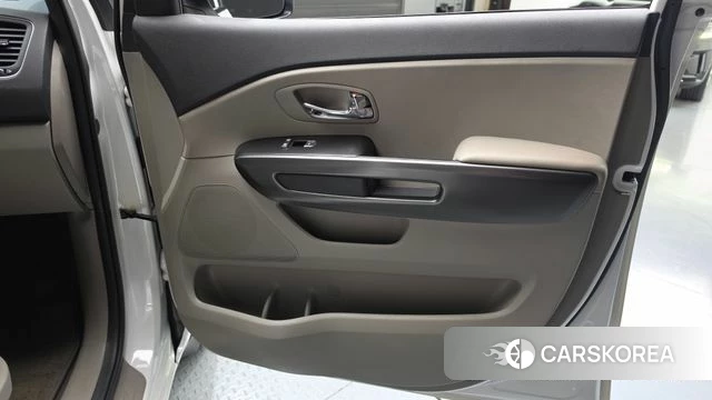 Kia The New Carnival id 4698828 из Кореи 17