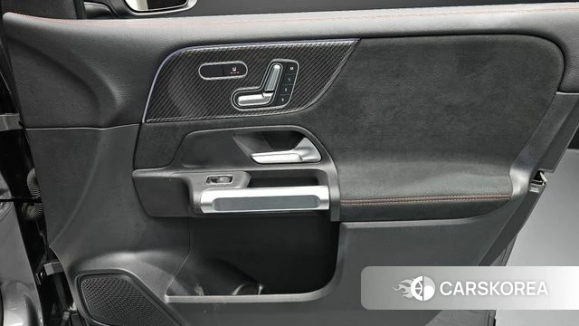 Mercedes-Benz GLB-Class X247 id 4223199 из Кореи 17