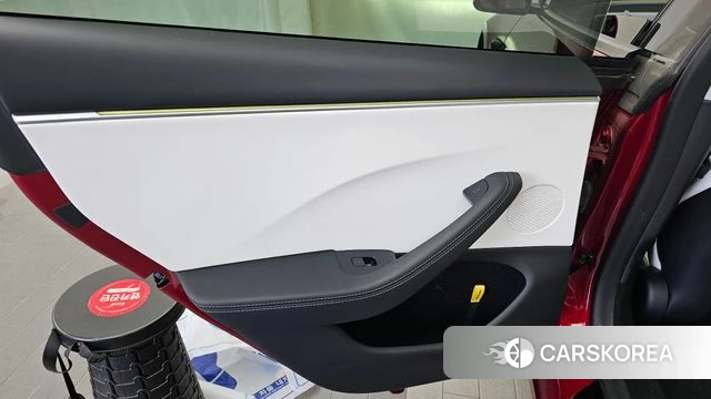 Tesla Model 3 id 4686833 из Кореи 17