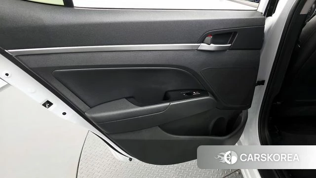 Hyundai The New Avante AD id 4317643 из Кореи 17