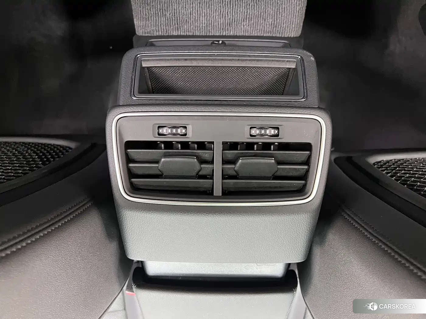 Audi A6 id 4679905 из Китая 17