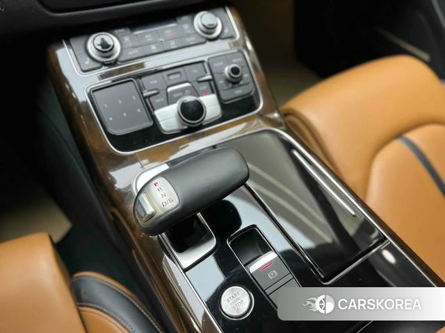 Audi A8 id 4208393 из Китая 17