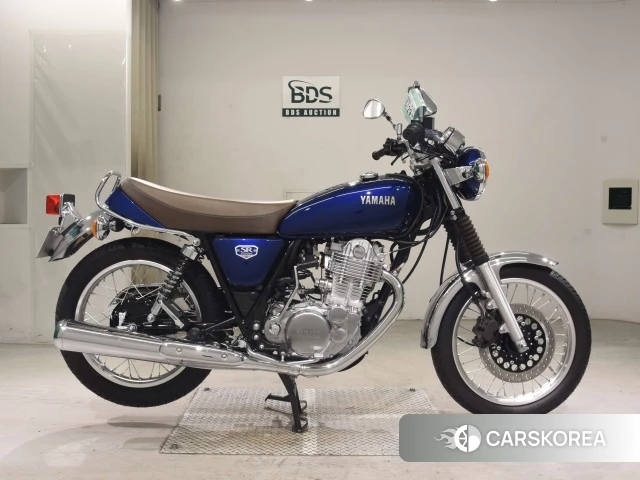 Проданный Yamaha SR400 2023 из Японии