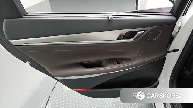 Hyundai The New Grandeur IG Hybrid id 4677336 из Кореи 17