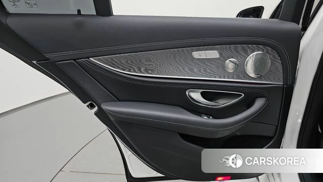 Mercedes-Benz E-Class W213 id 4774658 из Кореи 17