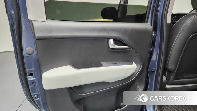 Kia The New Kia Ray EV id 4442165 из Кореи 17