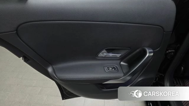 Mercedes-Benz A-Class W177 id 4666824 из Кореи 17