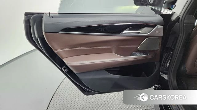 BMW 6 Series GT (G32) id 4529453 из Кореи 17