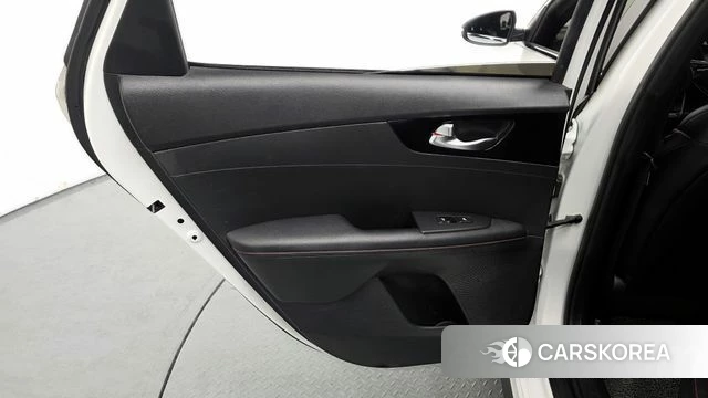 Kia Come New K3 id 4187499 из Кореи 17