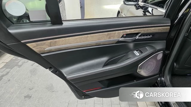 Genesis G90 id 4614920 из Кореи 17
