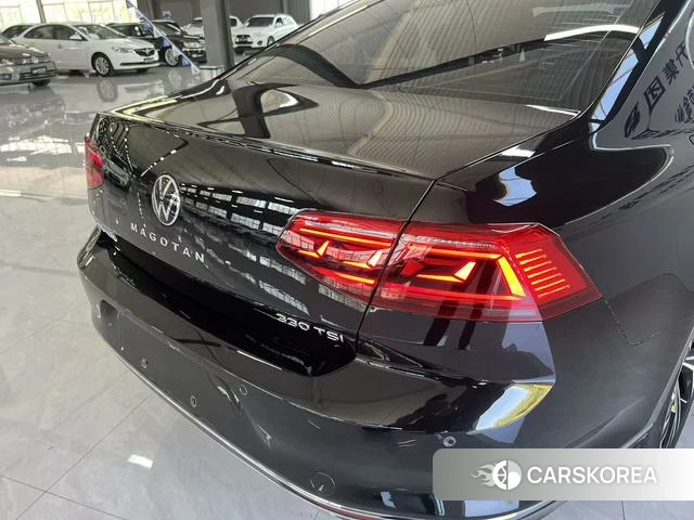 Volkswagen Magotan id 4328618 из Китая 17
