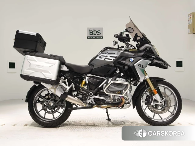 Проданный BMW R1250GS 2019 из Японии