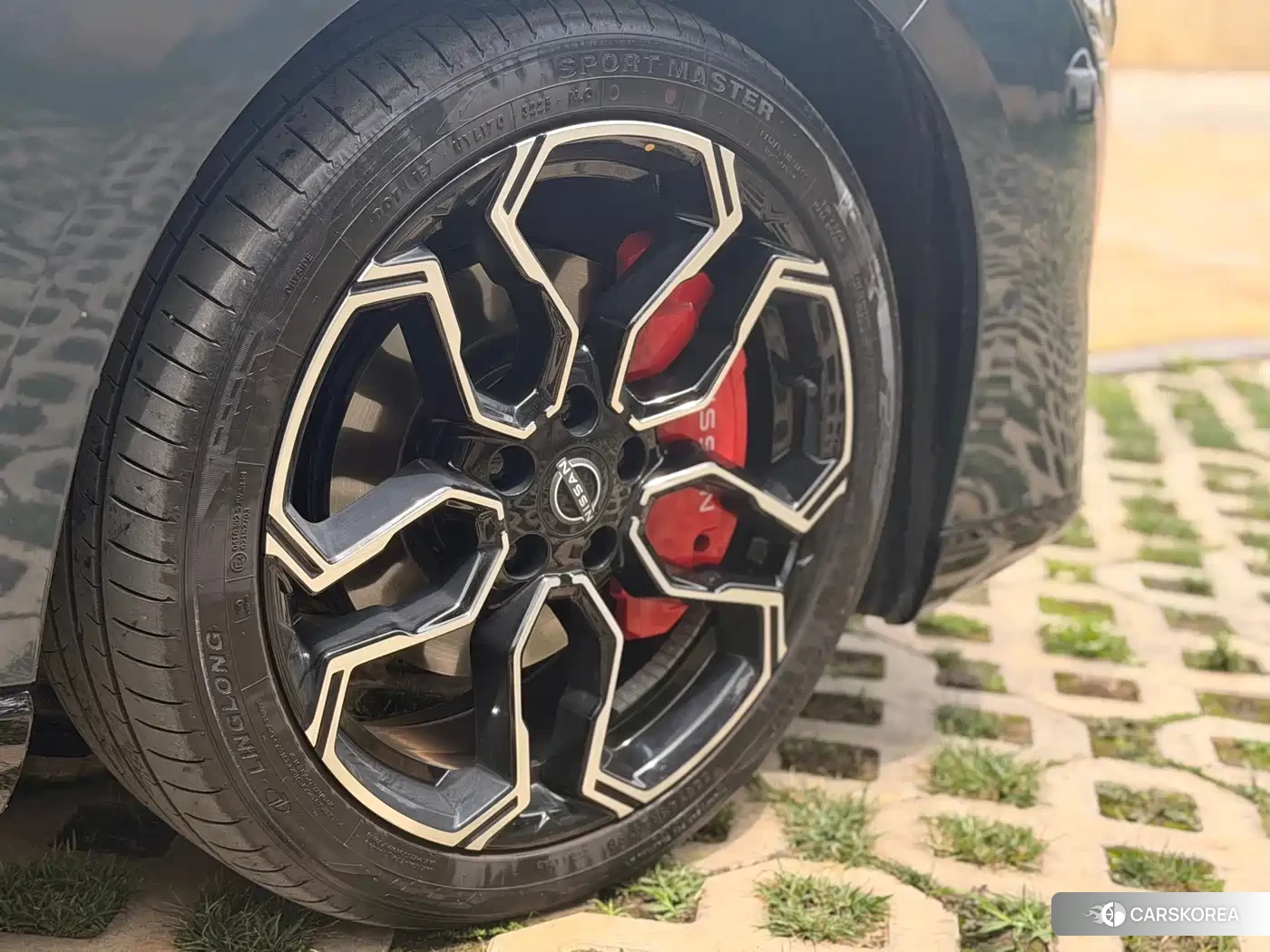 Nissan N7 id 4538719 из Китая 17