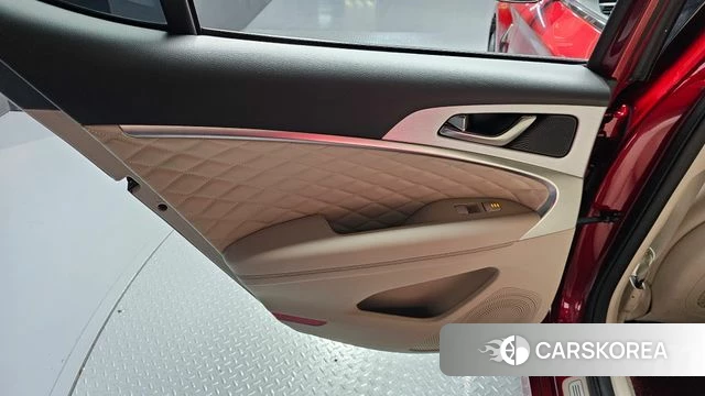 Genesis G70 id 4465359 из Кореи 17