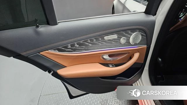Mercedes-Benz E-Class W213 id 4383532 из Кореи 17