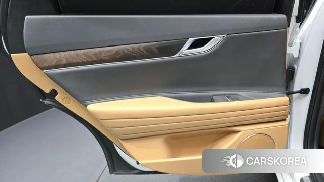 Genesis G80 (RG3) id 4396456 из Кореи 17