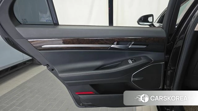 Genesis G90 id 4849912 из Кореи 17