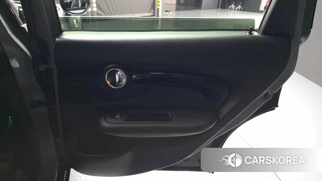 Mini Cooper Clubman id 4894194 из Кореи 17