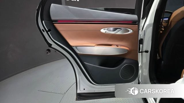Genesis GV70 id 4897882 из Кореи 17