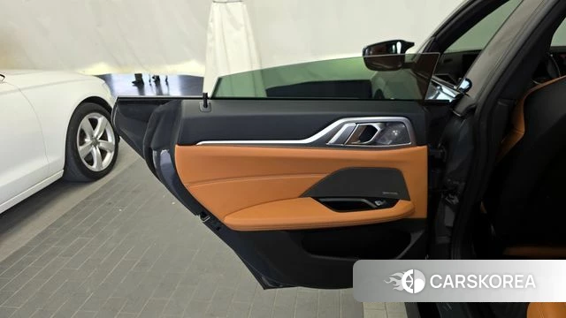 BMW i4 id 4388387 из Кореи 17