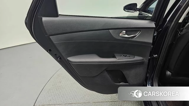Kia Come New K3 id 4765114 из Кореи 17