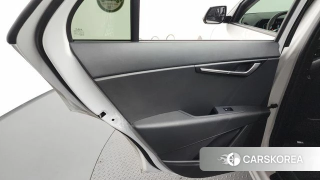Kia Di Ol Nu Niro id 4541370 из Кореи 17