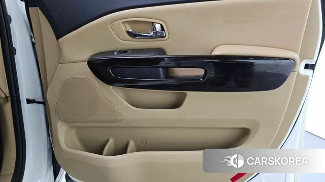 Kia The New Carnival id 4776255 из Кореи 17