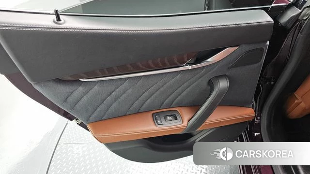 Maserati Ghibli id 4672460 из Кореи 17