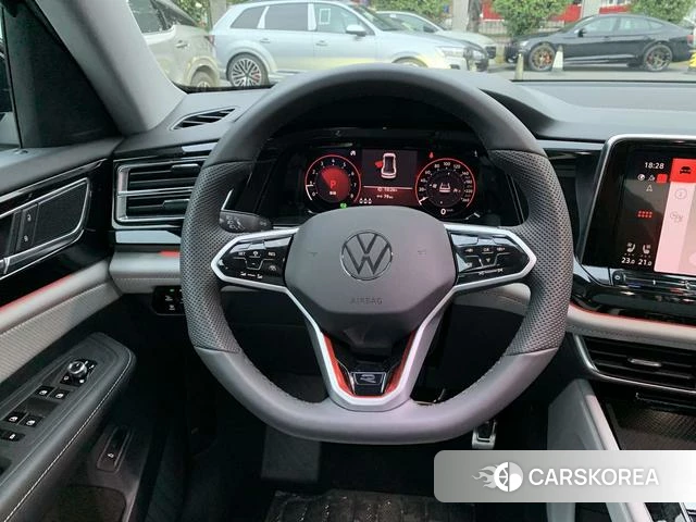 Volkswagen Tourang id 3957865 из Китая 17