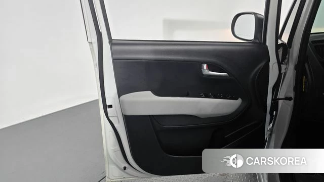 Kia The New Kia Ray EV id 4916156 из Кореи 17